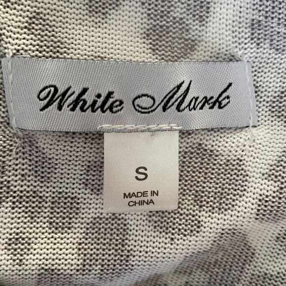 š„3/$20š„ WhiteĀ Mark animal printāknitātopāsizeāS - Picture 6 of 8